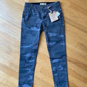 NWT Democracy Camo Pants - Size 4